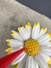 Vintage Enamel Flower Brooch Daisy