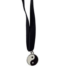 Vintage 90s Yin Yang Velvet Choker Necklace Grunge Goth Alt Y2K Indie Coquette
