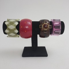 Lot Of 4 VTG Chunky Acrylic/Lucite Bracelets