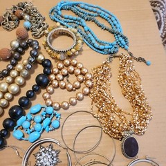 Lot Of Mixed Costume Jewelry 40’s-70’s Many Photos