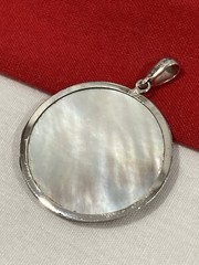 Vintage TH 14k Solid White Gold Mother Of Pearl Filigree MOP Round Pendant 4.13g