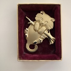 Adorable Cat On Branch Brooch