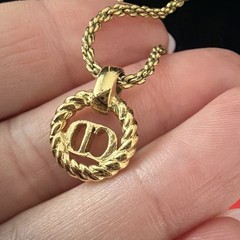 Vintage Christian Dior Gold Tone CD Logo Twisted Rope Pendant Necklace 16-18 In