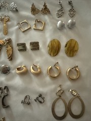Lot Of 50 Clip On Earrings, Lisner Butterfly, Trifari And Other Brands