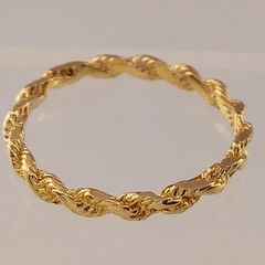 Vintage 14k Fancy Gold Ring. Size 6-1/4. High Polish, Diamond Cut Design.