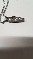 Vintage AVON 1970’S Sneaker Shoe 16″ Necklace Pendant Running RUN MARATHON
