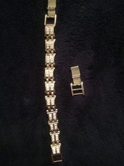 Vintage Rhinestone Bracelet Heavy Silvertone Unbranded 7.5 To 8.5 in With Link