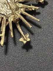 Large Starburst Angel Cherub Brooch