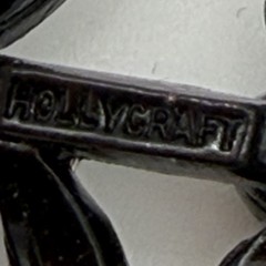 Vintage Signed HollyCraft Figural Rhinestone Umbrella Brooch Pin Read