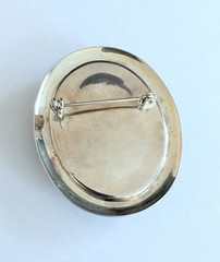 Beautiful Vintage Oval Silver Plated Multicolor Stone Pin Brooch