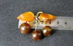 Vintage Baltic Amber Grapes Brooch USSR Gold Plated Pin