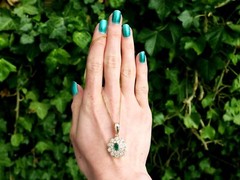 Vintage 0.60 Ct Emerald 2.28 Ct Diamond 18k Yellow Gold Pendant 1990s