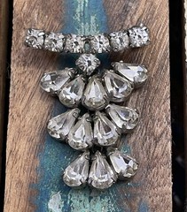 Vintage Rhinestone Waterfall Brooch Bar Top Silver Tone (c1950s)