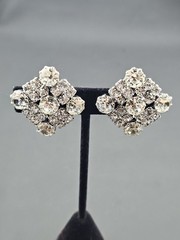 Vintage Weiss Silvertone Rhinestone Square Diamond Shape Clip-On Earrings