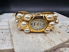 Maximalist! Vintage Gold Tone Pearl Studded CLAMPER Watch Bracelet