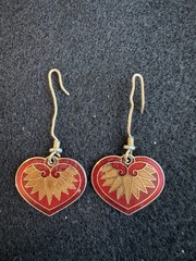 Vintage Laurel Burch ‘Hollyhock’ Red Heart Cloisonne Enamel Gold Plated Earrings