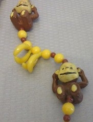 Vintage Plastic Monkey and Bananas Yellow Bead Necklace No Clasp Fun Funky 40″