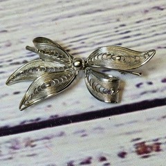Antique Western Germany1940’s Silver Tone Filigree Bow Pin Brooch Jewelry signed