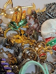 Vintage to Modern Large Lot of Mixed Unsorted Jewelry 7 Pounds