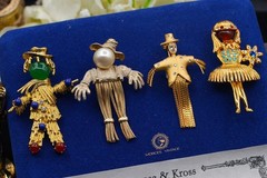 Vintage JBK Stone Scarecrow Gold Tone Brooch