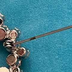 ESTATE ANTIQUE SILVER TONE CRYSTAL ROSETTE OVAL Collar BROOCH PIN Read