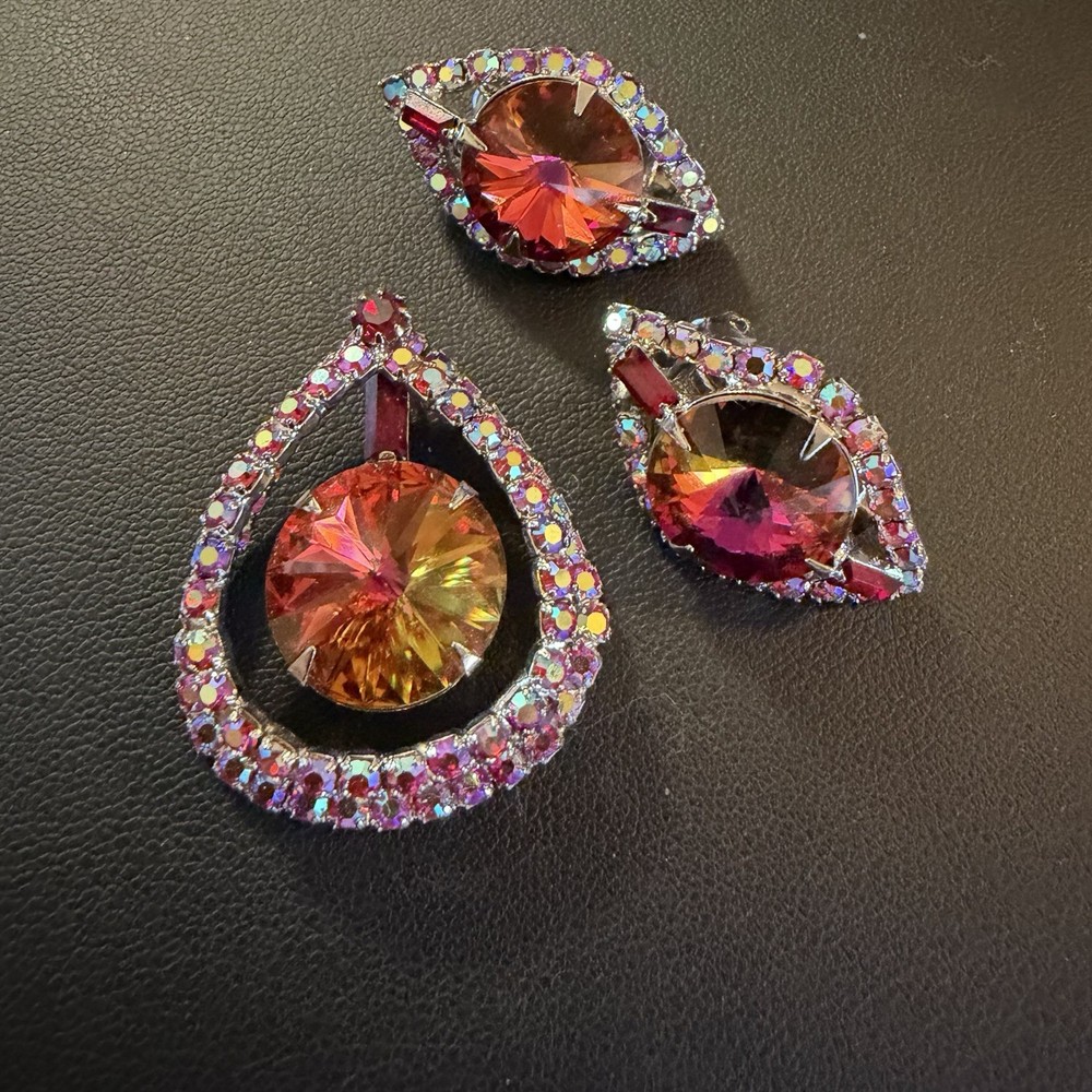 VTG Heliotrope Watermelon AB Rhinestone Pendant and Clip Earrings Set