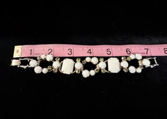 VTG D&E JULIANA Silver Tn WHITE MILK GLASS SMOKE RHINESTONE 5 Link Bracelet 7″ L
