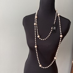 Saks Fifth Avenue 65 Inch VINTAGE Large Pearl Necklace Gold Tone C Photo $69.00