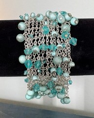 Vintage Silver Tone Mesh Bracelet Interwoven Turquoise and Teal Glass Beads
