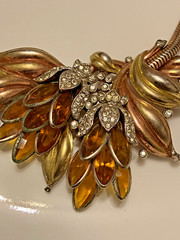 vintage early trifari necklace and bracelet set. as found. unsigned but pictured