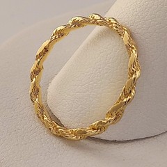 Vintage 14k Fancy Gold Ring. Size 6-1/4. High Polish, Diamond Cut Design.