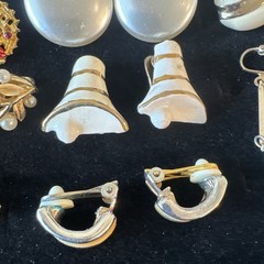 HUGE LOT Of Pairs VINTAGE CLIP ON AND SCREWBACK EARRINGS Rhinestones
