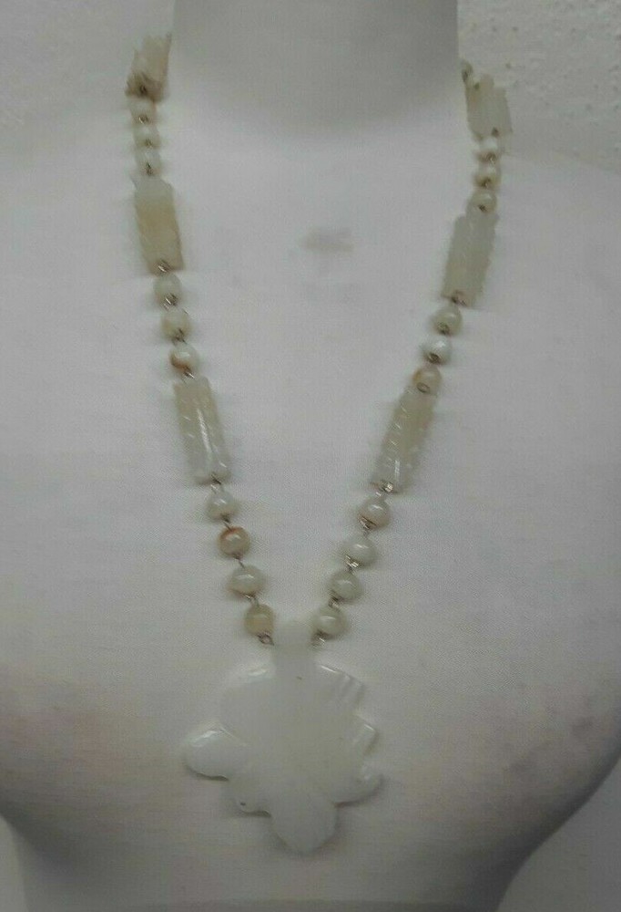 Vintage 24″ Smokey White Art GLASS Necklace PRETTY