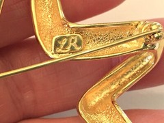 Large Vintage ~ LADY REMINGTON ~ Gold Tone ~ 2.5” Star Pin