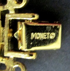 VTG RUNWAY RARE LACY GILT FILIGREE MONET “PRIMAVERA” BRACELET WIDE BOOK PIECE