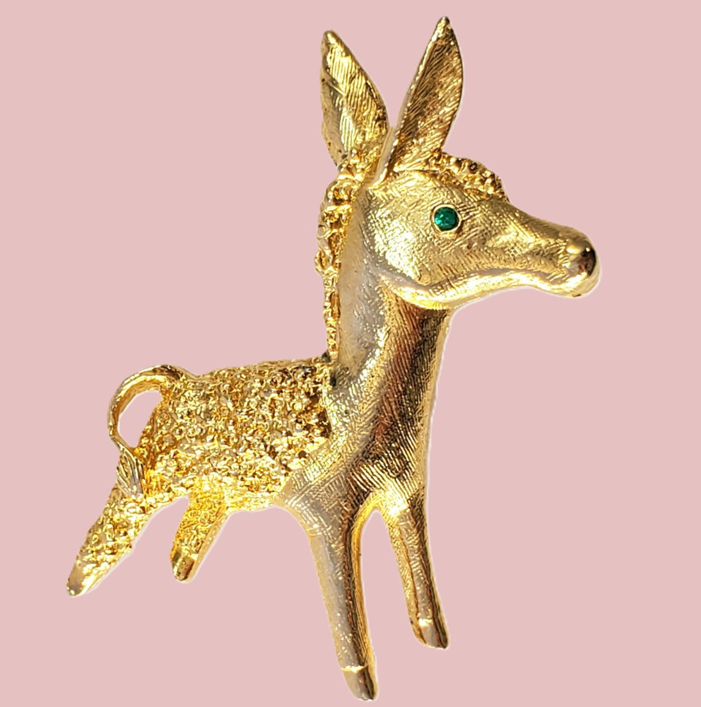 DONKEY Brooch Vintage Textured Green-eyed 1950s Gold Tone 2″