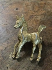 Vintage Gold Tone Pony Horse Costume Jewelry Brooch Pin Statement Piece