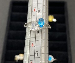 ✨Lot Of 5 Vintage To Now Beautiful Gemstone Estate Rings, All Size 5✨
