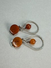 Mid Century Modern Amber Lucite Silver Tone Clip On Dangle Earrings Vintage