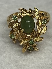 Vintage 18KT. H.G.E. Faux Jade Uranium Glow Stones Gold Plated Ring 7.75