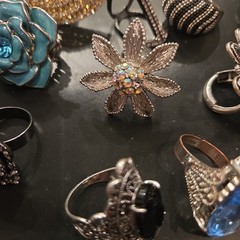 14pc Mixed Lot Vintage Style Rings & Stones, Gold & Silver Tone