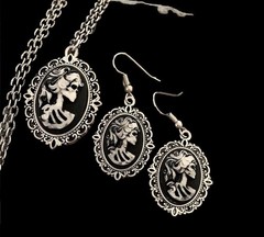 Skull Cameo Necklace Pendant & Earrings, Distressed Lady Lolita Halloween Set