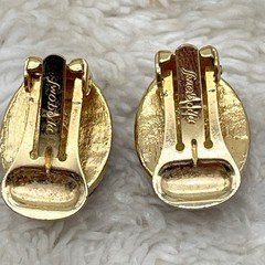 Vintage Swoboda Earrings Red Stone Cabochon Gold Tone .75″