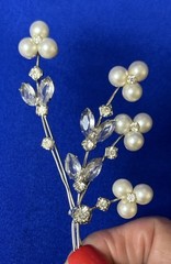 Floral Spray Silver-tone Stems Clear Rhinestones & Faux Pearl Flower Tips Brooch