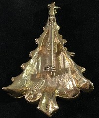 Vintage GERRY’S Gold Tone Christmas Tree Red Green Ornaments Brooch Pin