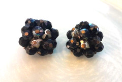 WESTERN GERMANY 1950’s Black & Foil Sweet Dome Clip On .75″ Earrings MCM