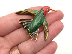 Vintage Signed MMA Metro Museum of Art Green Red Enamel Hummingbird Brooch Pin