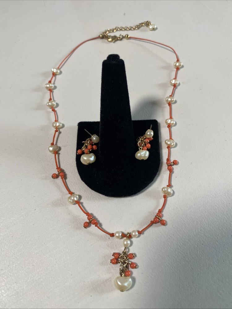 Vintage~GLASS Woman’s Coral and Natural PEARL Bead Necklace/Earrings Set