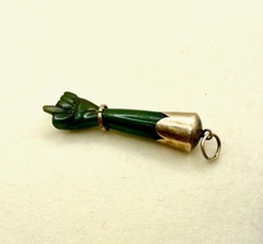 9K Gold Trim & Jade Vintage Mano Figa Hand Good Luck Charm Tiny Etruscan Magic