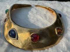 RARE VTG LES BERNARD Gold Tone Faux Gemstone Rhinestones RUNWAY Collar Necklace